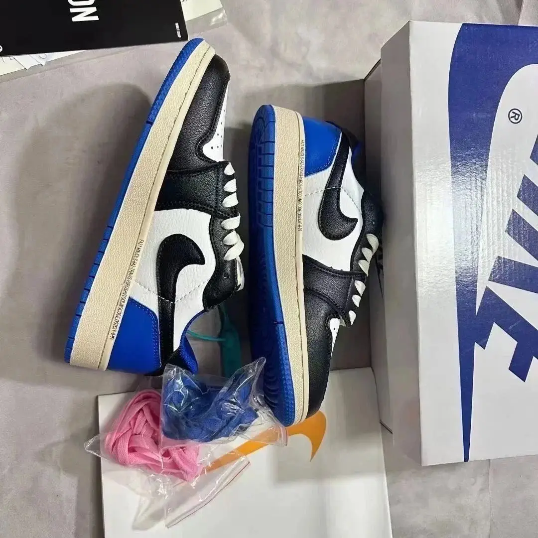 Nike Air Jordan 1 Low Sneakers vista 4