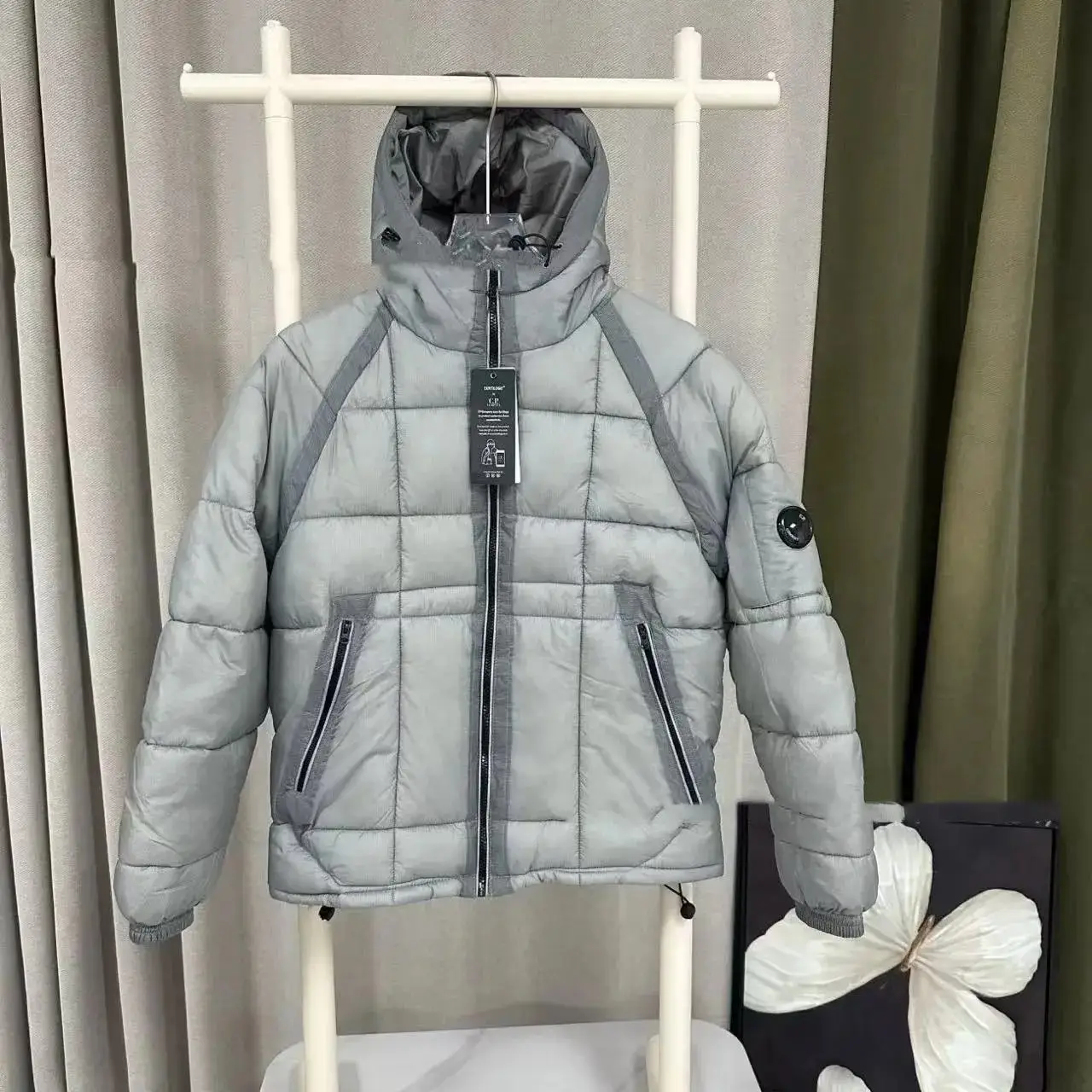 C.P. Company AW24 Hooded Down Jacket Collection [Multiple Styles & Colors] vista 4
