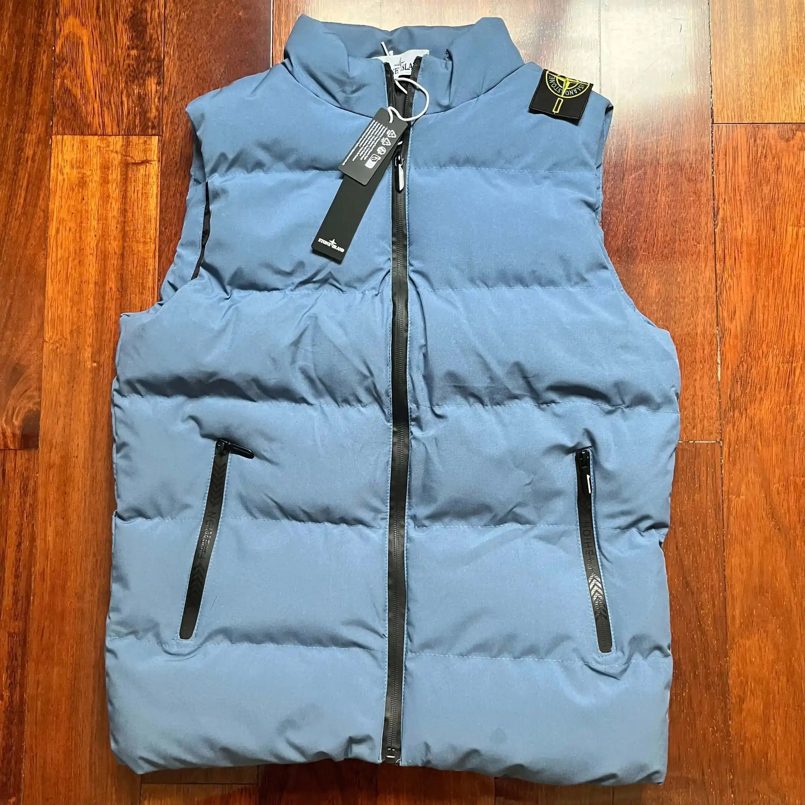 Ver las 4 fotos Stone Island vest 7518853489