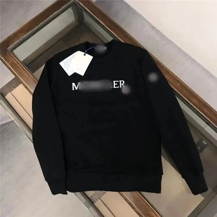 Moncler Logo Crewneck Sweatshirt vista 2
