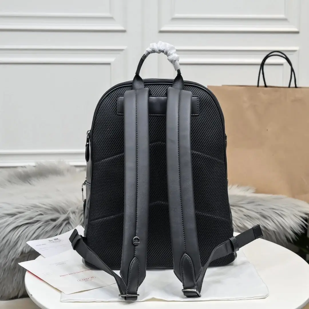 COACH Signature Backpack [2 styles] vista 3