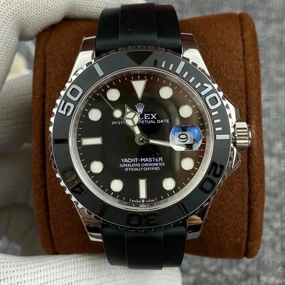 Ver las 4 fotos Longines Watch