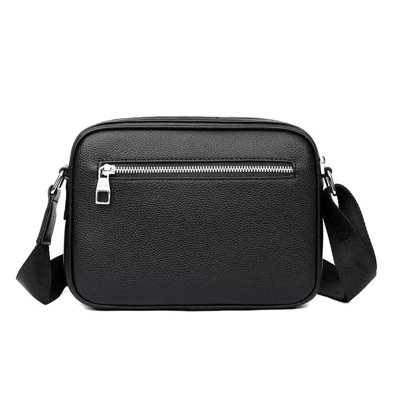 LV B22 Crossbody Bag vista 3