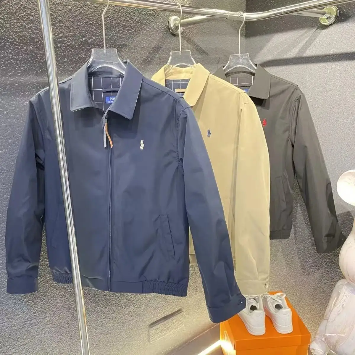 Burberry Puffer Jacket [Ralph Lauren/The North Face Style] vista 3
