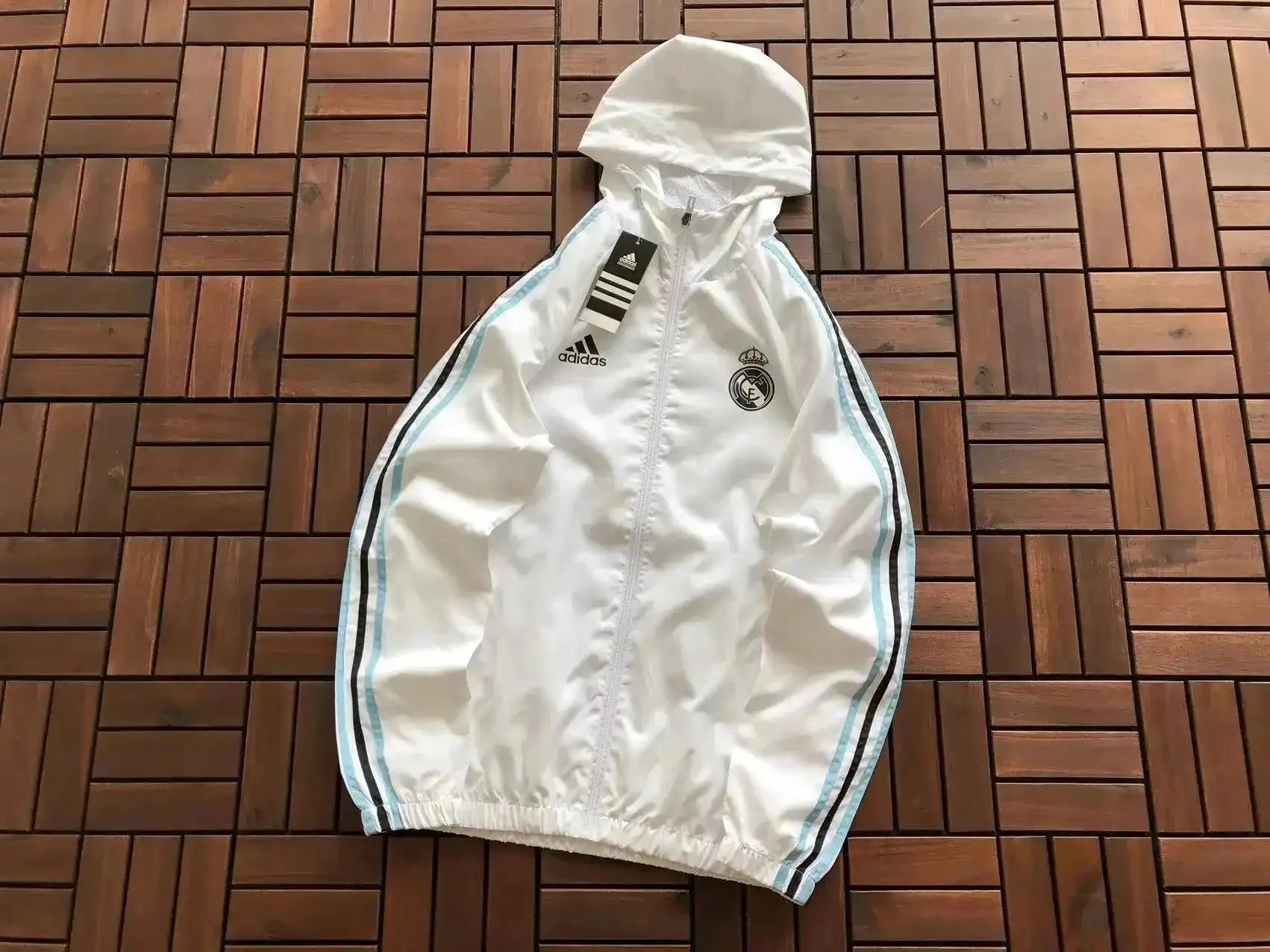Adidas Real Madrid Windbreaker Jacket [32 styles] vista 4