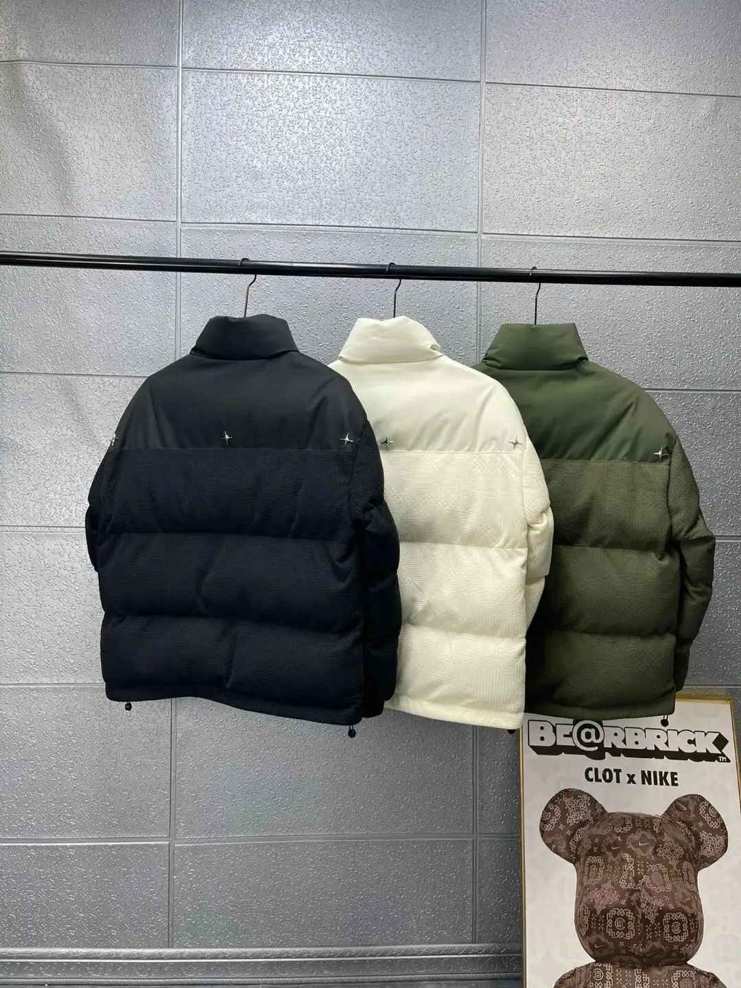 Stone Island Puffer Jacket [4 styles] vista 2