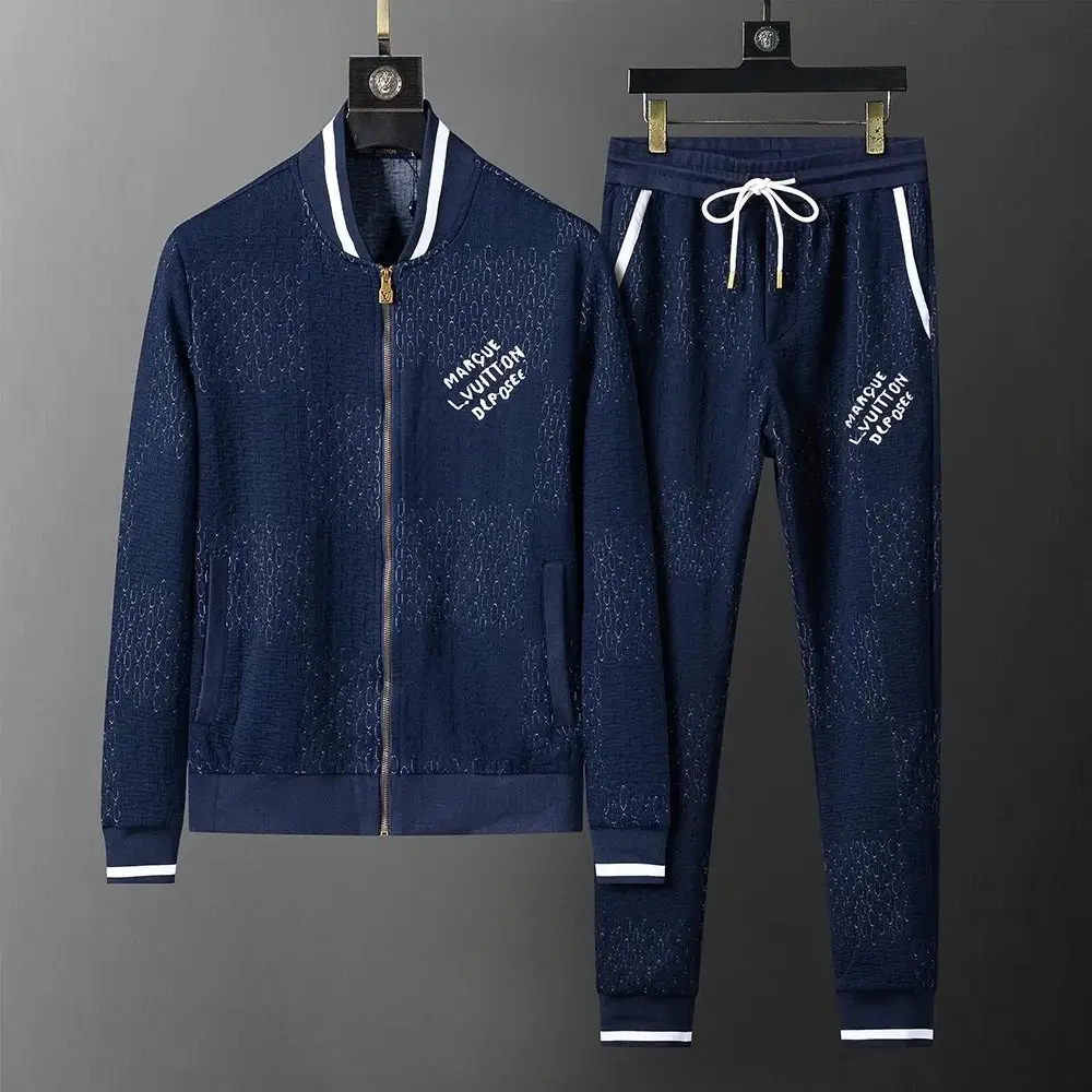 Gucci GG Supreme Hoodie & Jogger Set #Gucci_Sou #Suit_Sou vista 2