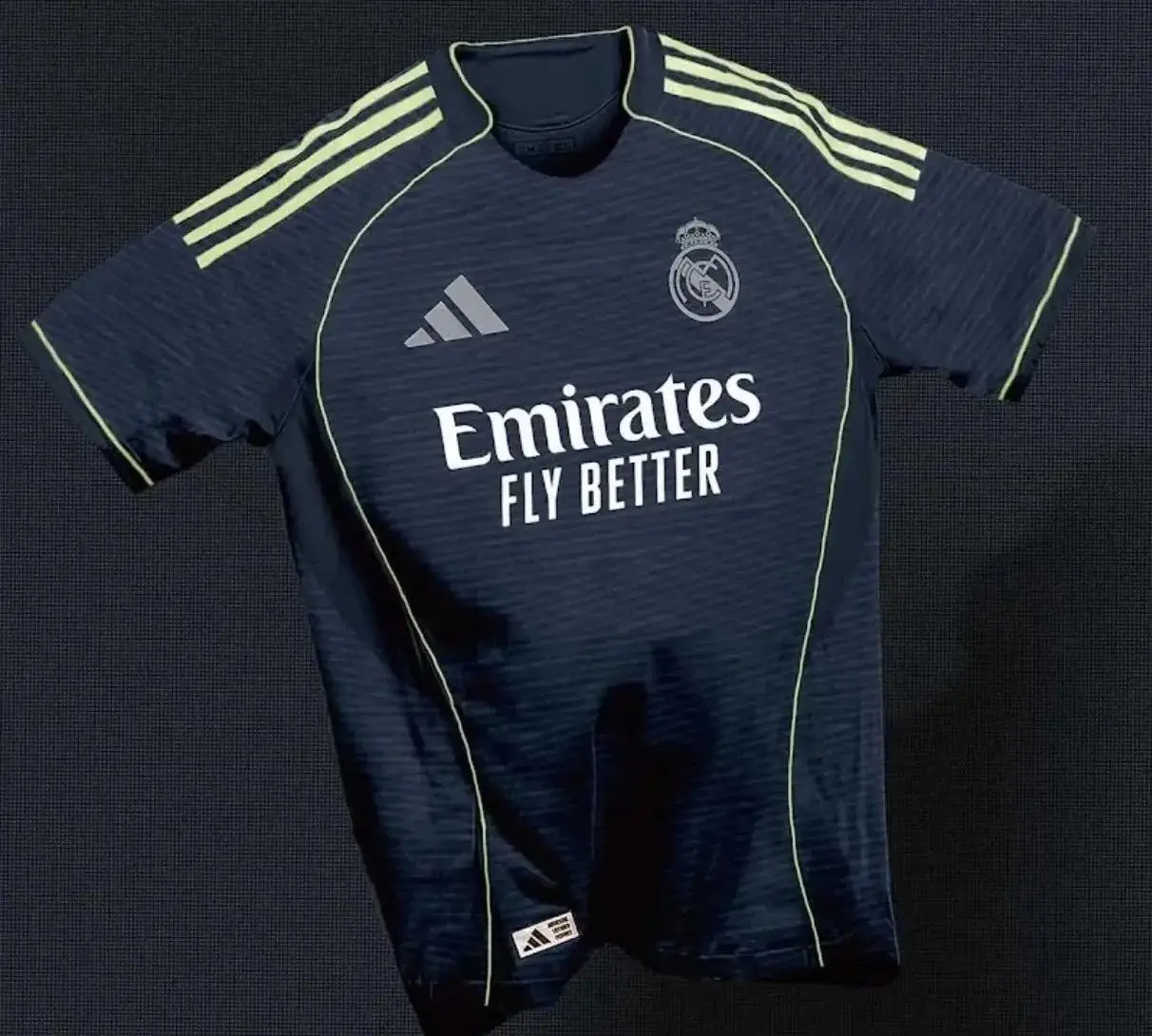 Real Madrid jerseys vista 2