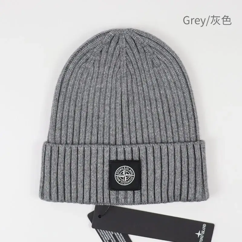 Stone Island Knitted Hat [4 styles] vista 3
