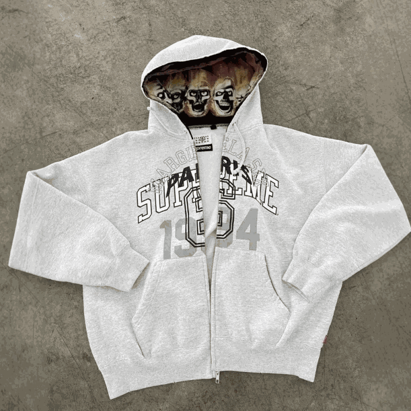 Ver las 4 fotos Supreme Hoodie