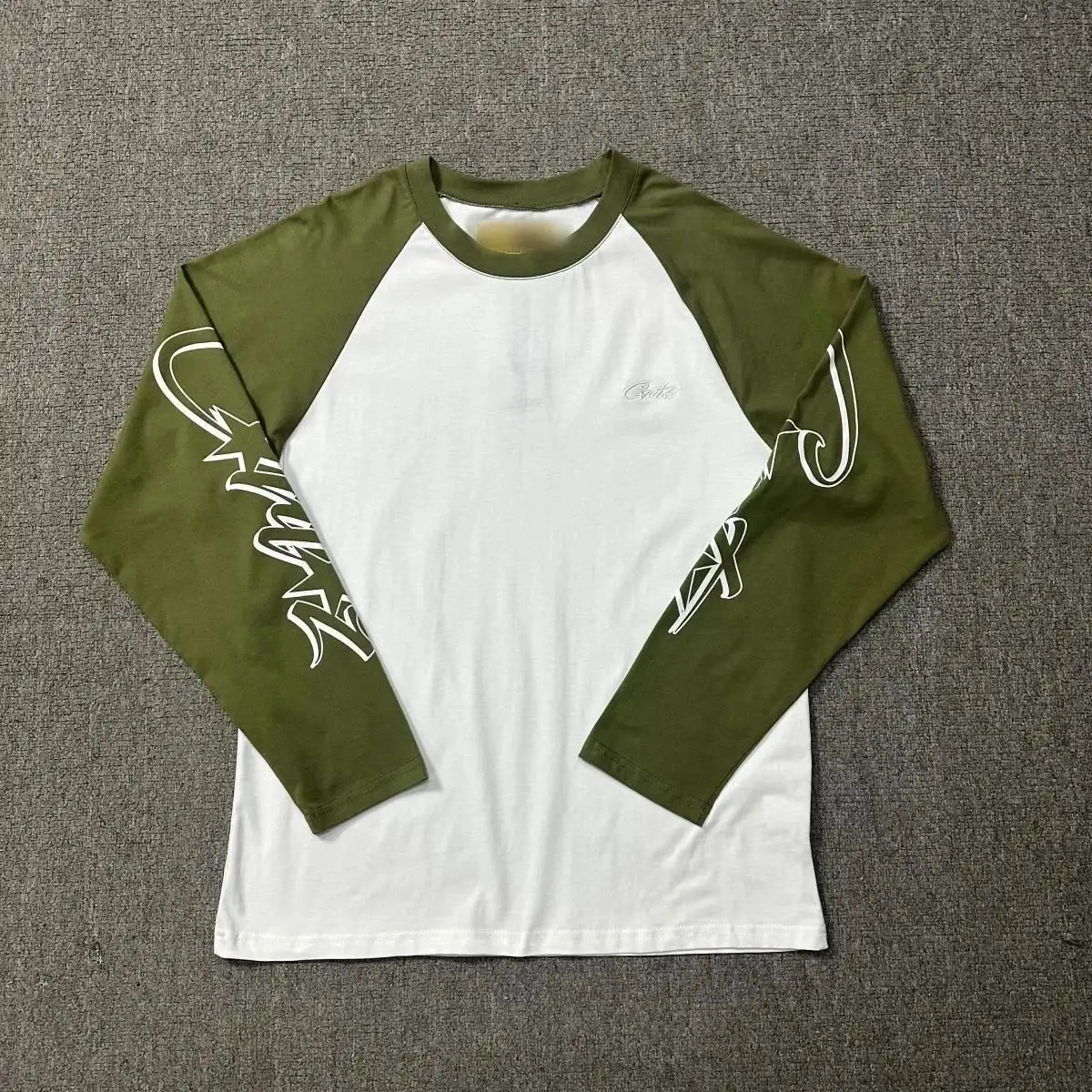Ver las 2 fotos Corteiz Raglan Long Sleeve T-Shirt
