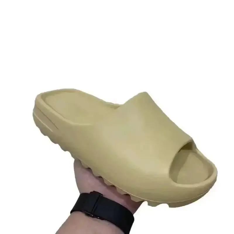 adidas Yeezy Slide Sandals vista 2