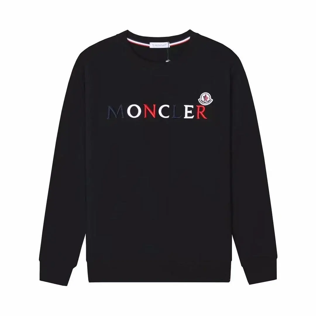Ver las 4 fotos Moncler Embroidered Logo Sweatshirt - Black