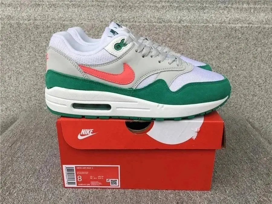 NiKe Air Max 1 vista 4
