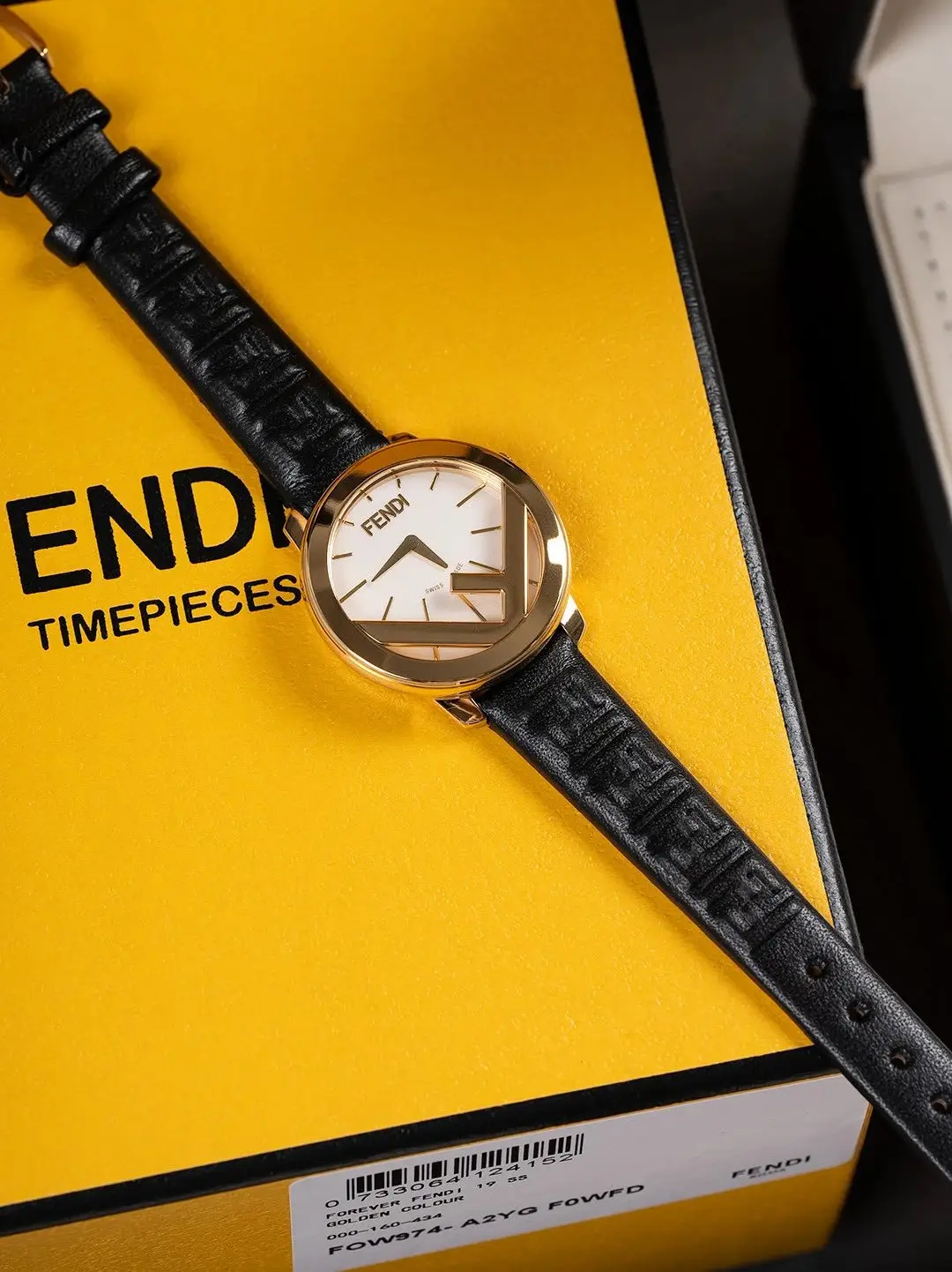 Fendi Quartz Watch [3 styles] vista 2