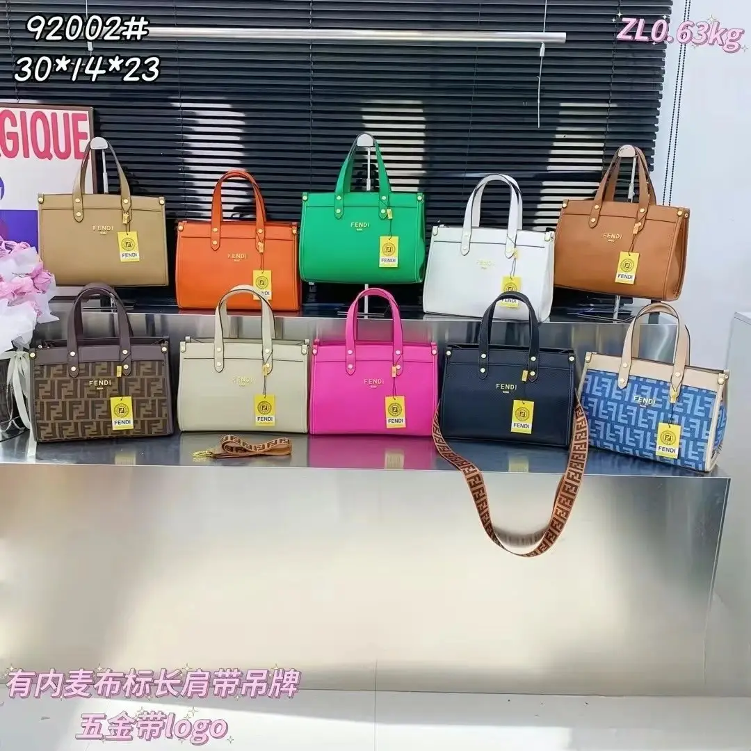 Fendi Tote Bag [34 styles] vista 3