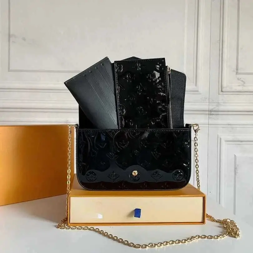 Louis Vuitton Crossbody Bags [4 styles] vista 2